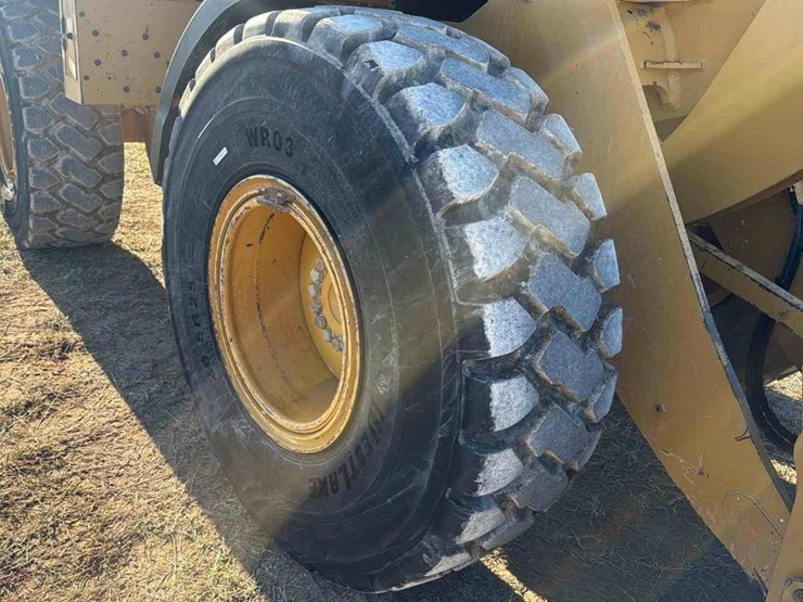 caterpillar-930m-image-15