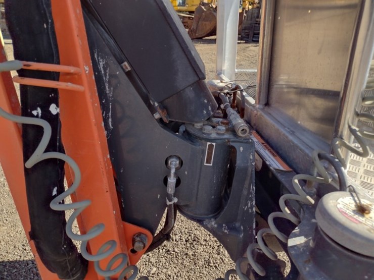 jlg-x600aj-image-9
