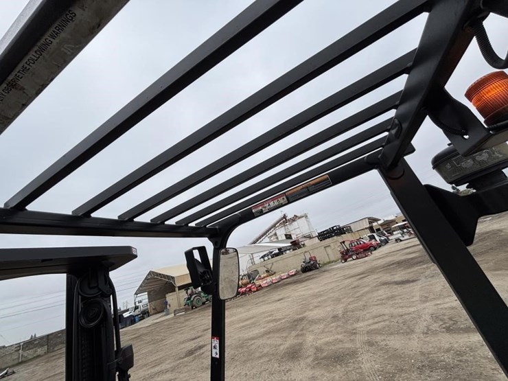 2020-mitsubishi-fg25n-image-28