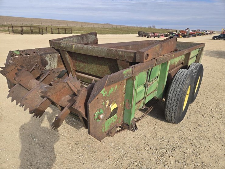 john-deere-680-image-9