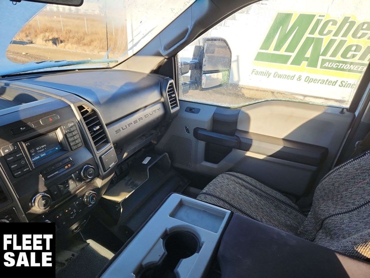 2017-ford-f350-image-21