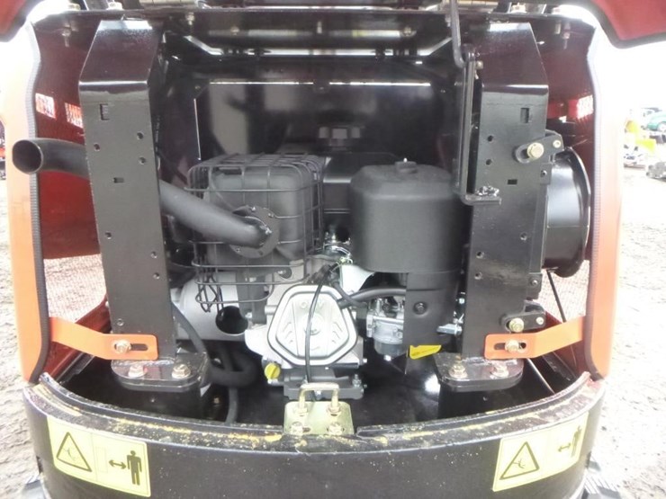 2025-tpm-18bs-hydraulic-excavator-image-24