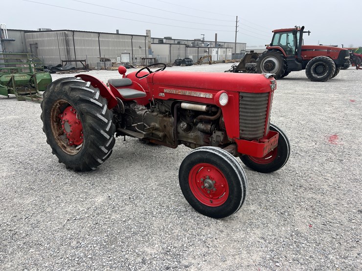 1958-massey-ferguson-65-image-13