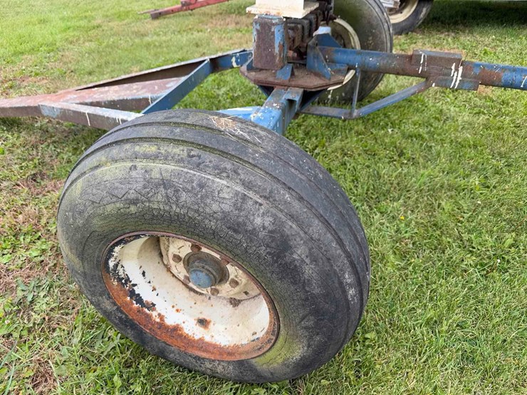 propane-tank-on-gear-image-16