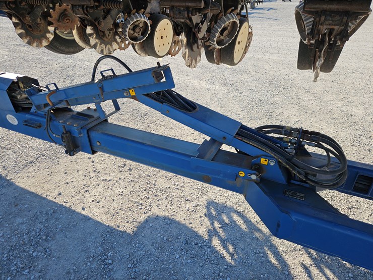 2012-kinze-3660-image-3