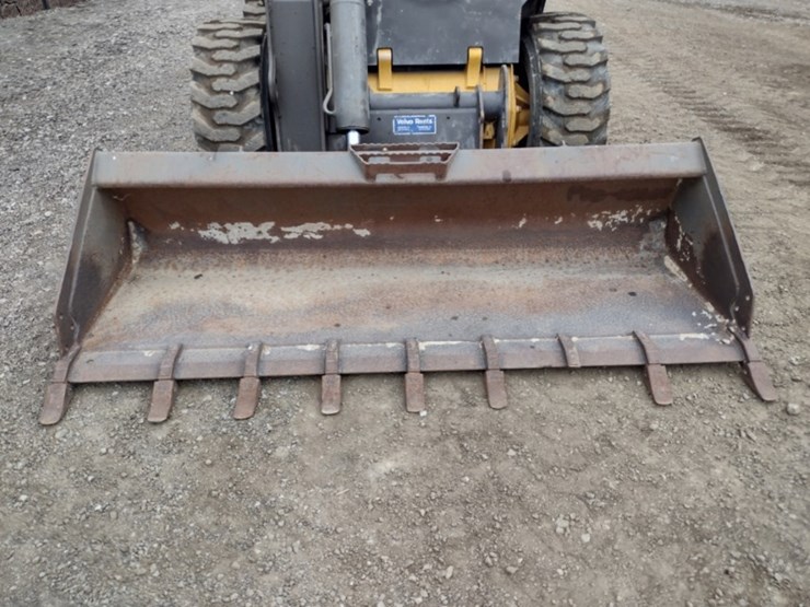 volvo-mc135c-image-12