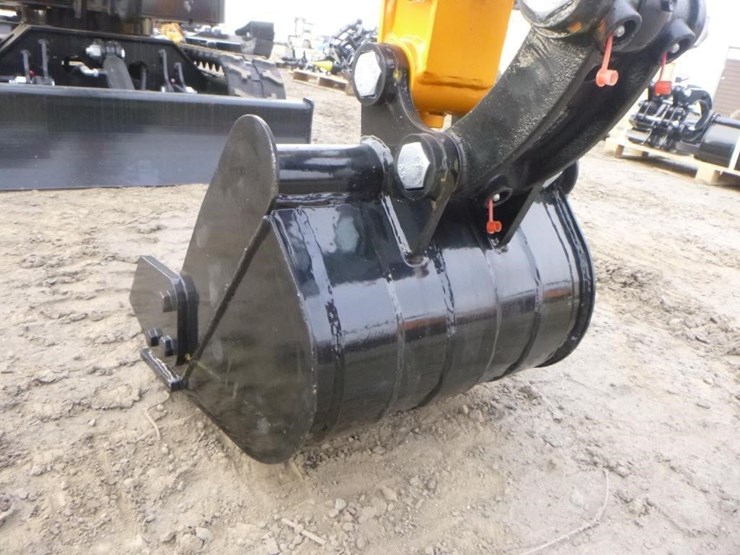 2025-vicsec-vc13c-hydraulic-excavator-image-10