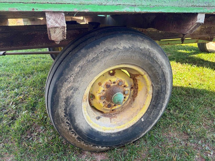 1065-john-deere-1065a-image-6