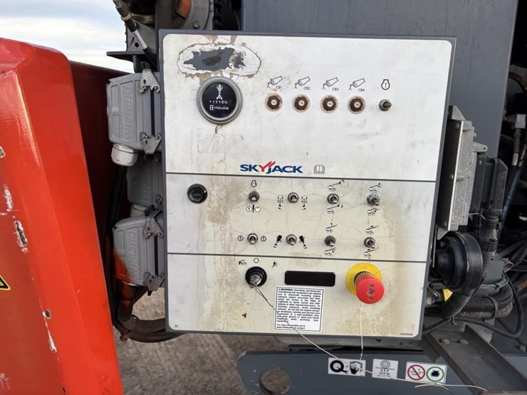 2012-skyjack-sj45t-image-39