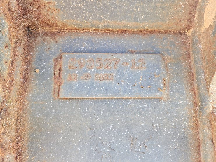 #203780-•-john-deere-backhoe-bucket-image-3