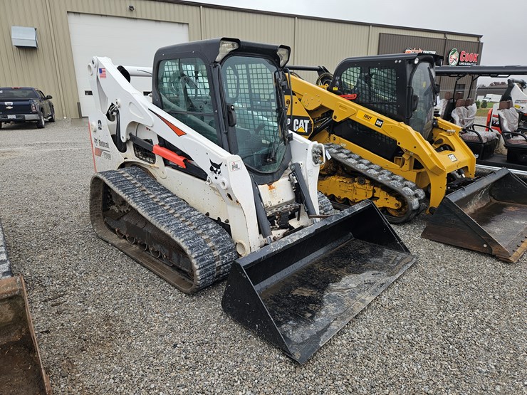 2018-bobcat-t740-image-1