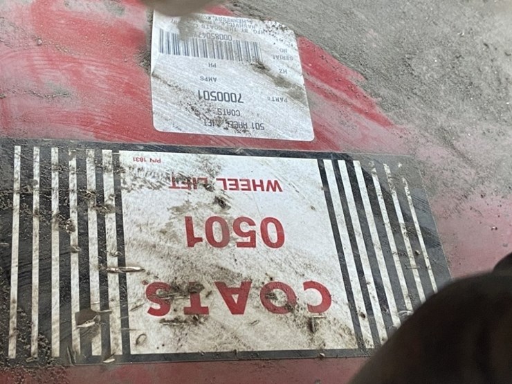 coats-6401-direct-drive-wheel-balancer-image-14