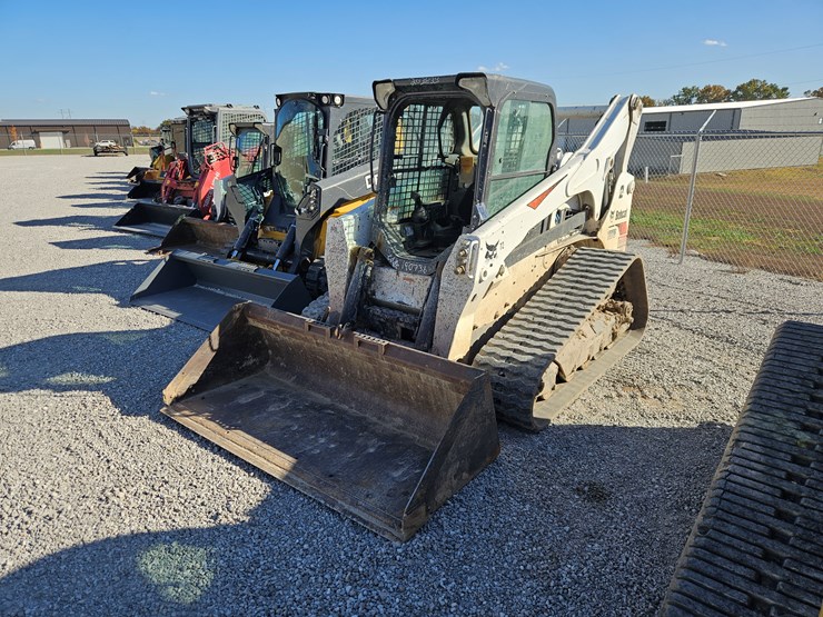 2020-bobcat-t870-image-1