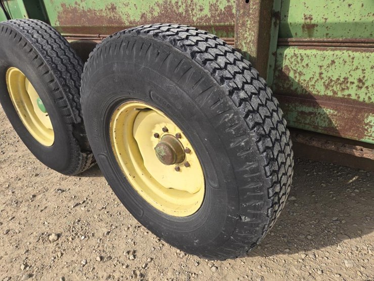 john-deere-680-image-12