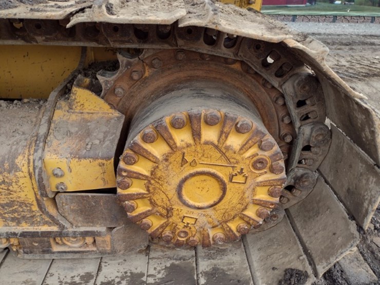 caterpillar-d5k2-lgp-image-22