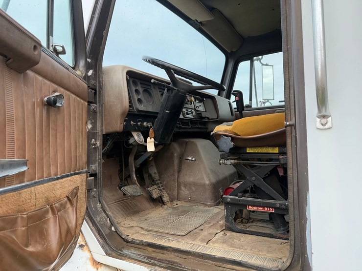 1978-international-1100-image-21