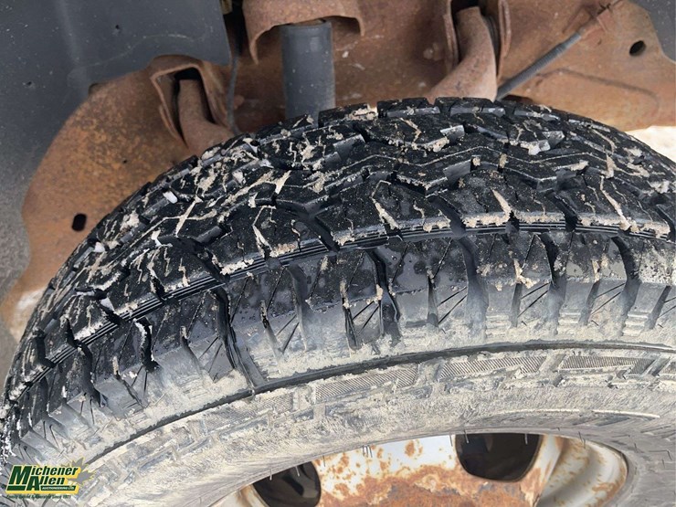 2005-gmc-sierra-3500-image-11