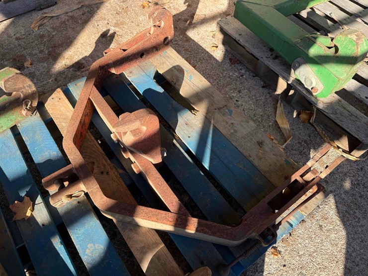 mm-quick-hitch-image-2