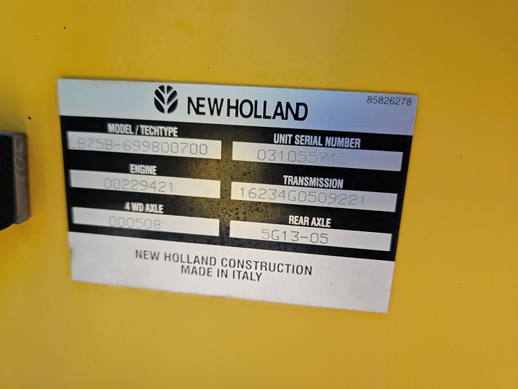 2005-new-holland-lb75b-image-23
