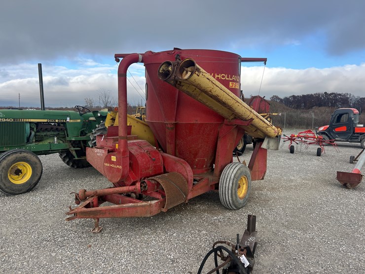 new-holland-357-image-9