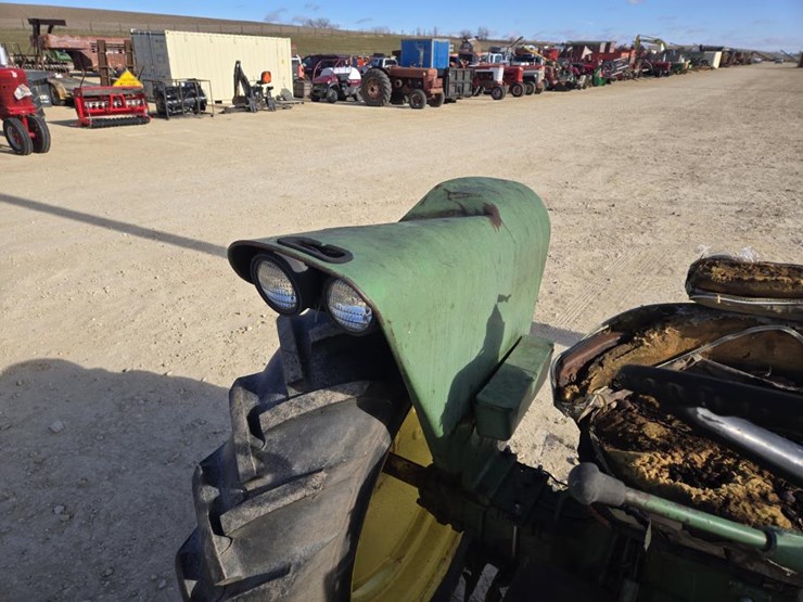 john-deere-2010-image-9