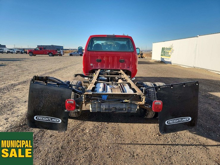 2004-ford-f450-image-19