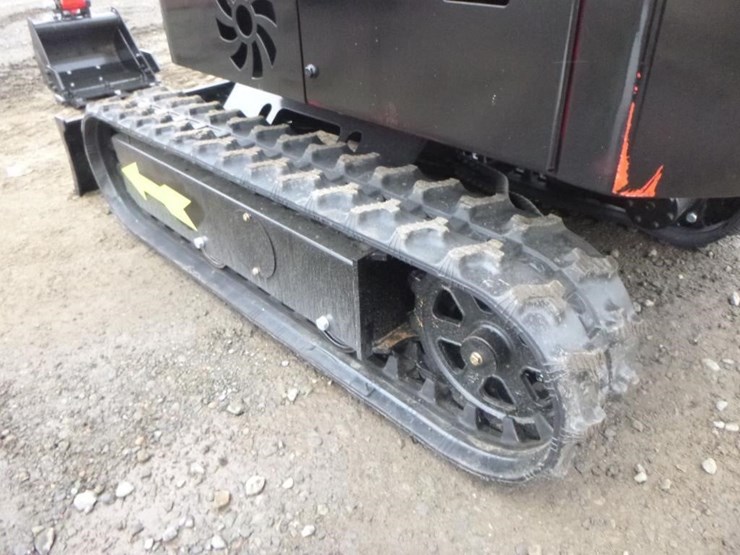 2025-vicsec-vc13-hydraulic-excavator-image-27