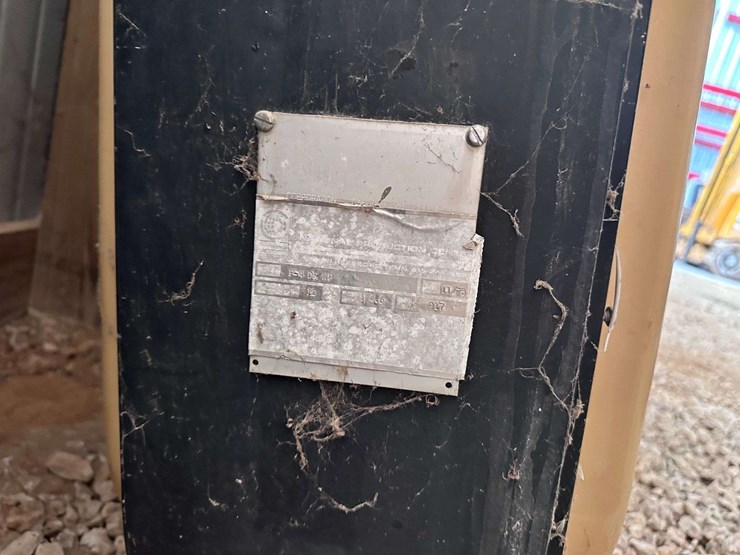 white-farm-equipment-lighted-double-sided-bubble-sign-image-6