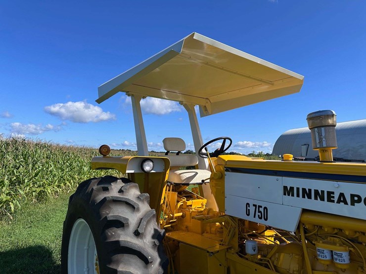 minneapolis-moline-g750-image-61