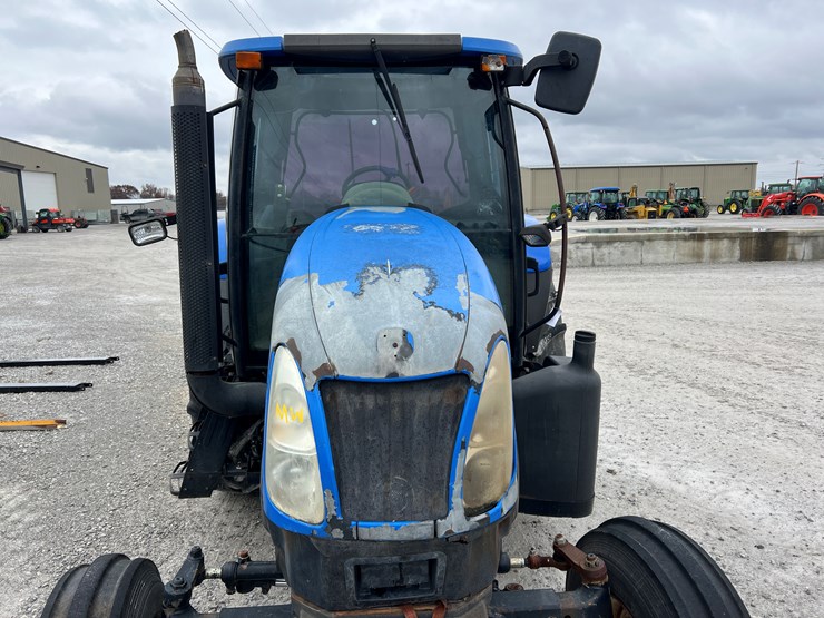 new-holland-ts115a-image-3