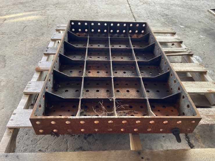 langmuir-systems-3'-x-2'-welding-table-image-2