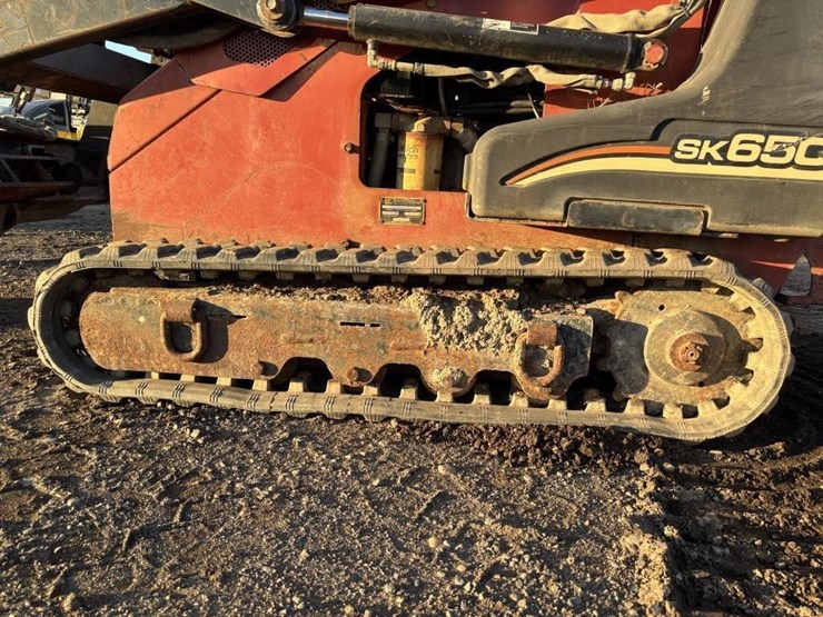 2006-ditch-witch-sk650-image-14