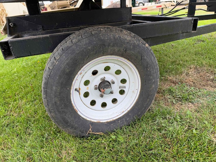 tile-cart-w/partial-roll-of-4”-plastic-image-5