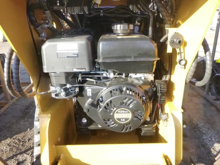 2025-agt-mx-mrt14-skid-steer-track-loader-image-15