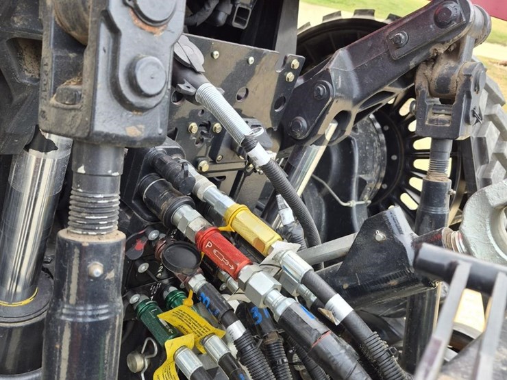 2019-case-ih-magnum-380-rowtrac-cvt-image-14