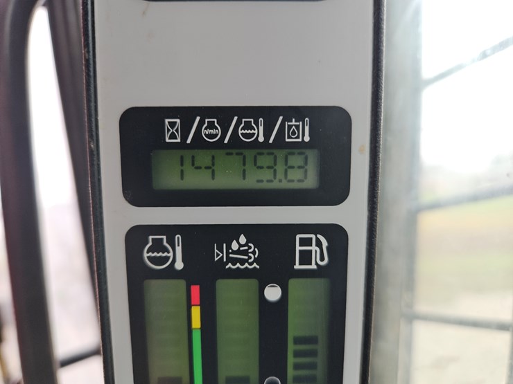 2019-new-holland-c245-image-10