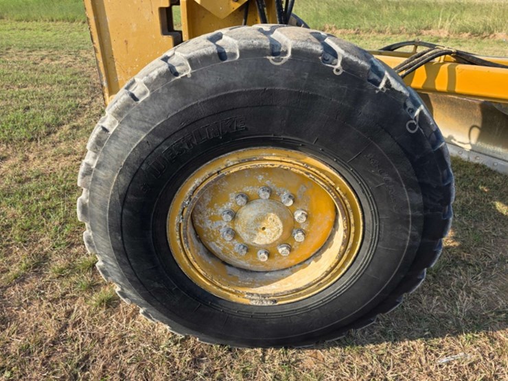 2015-caterpillar-140m3-image-17