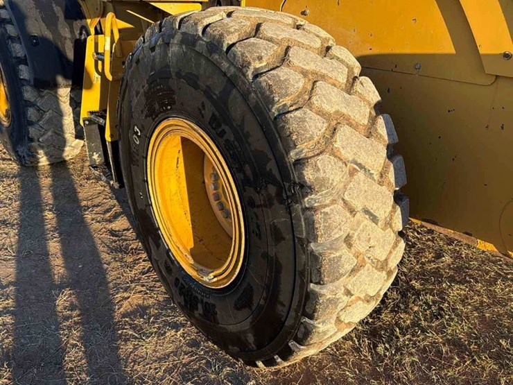 caterpillar-930m-image-16