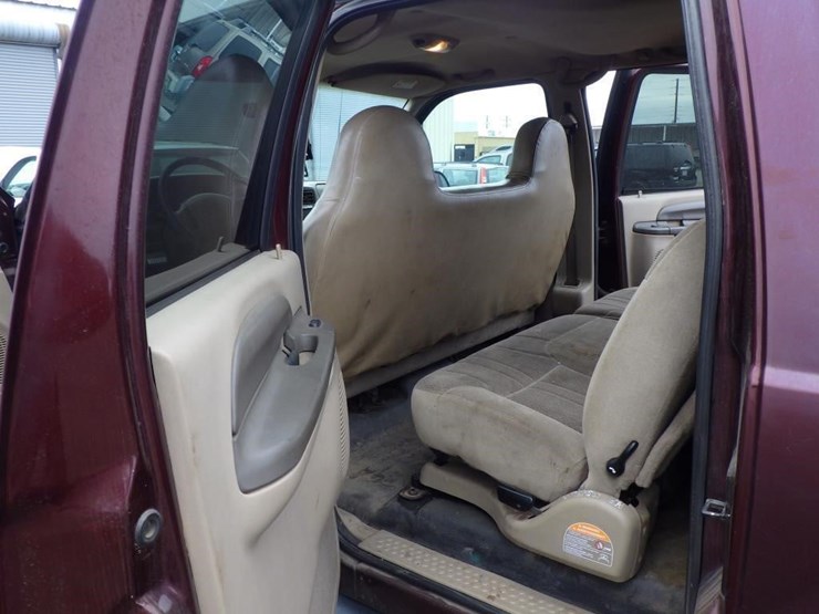 2000-ford-excursion-image-7