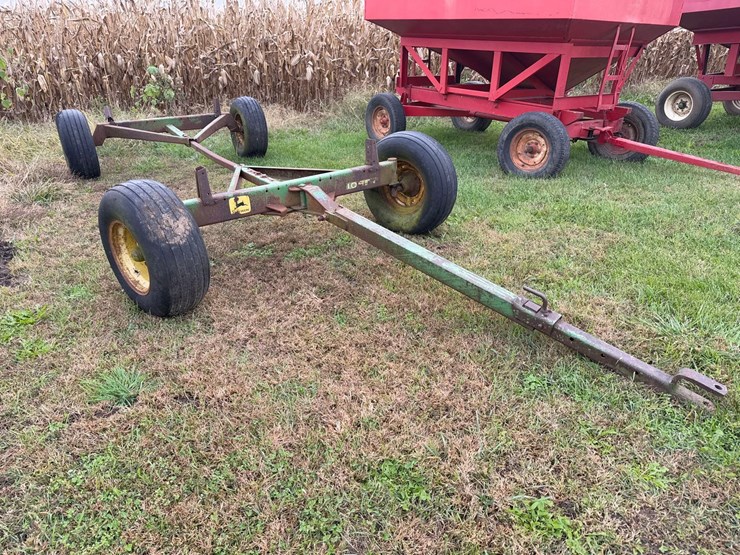 john-deere-1065-image-1