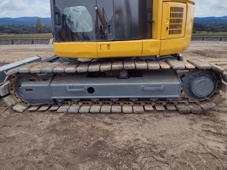 komatsu-pc128uu-2-image-24