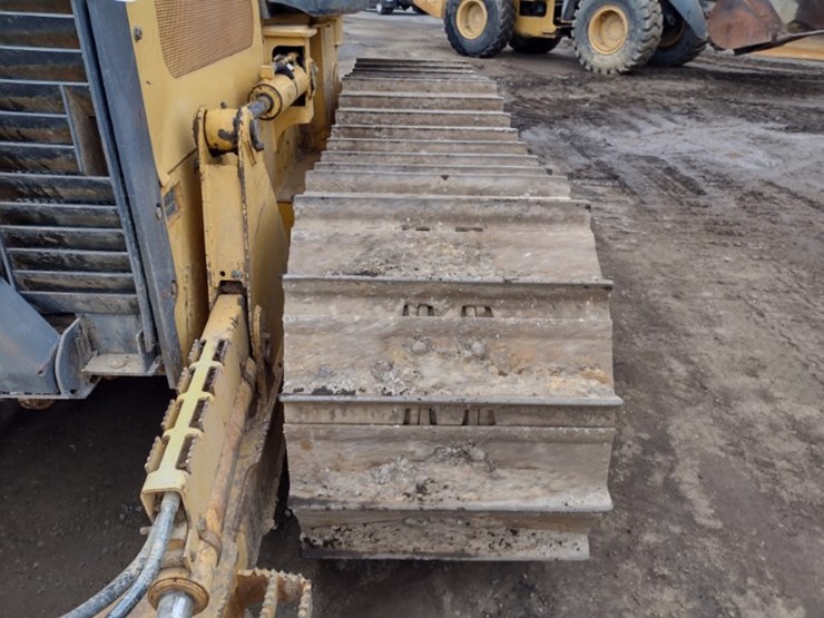 2005-deere-650j-lgp-image-27