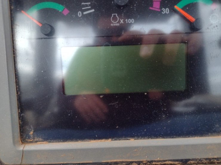 caterpillar-d6n-xl-image-7