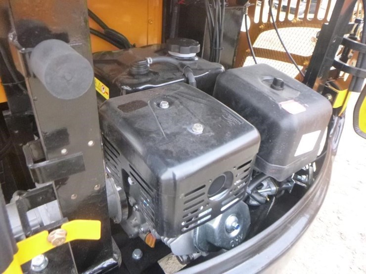 2025-vicsec-vc15p-hydraulic-excavator-image-25