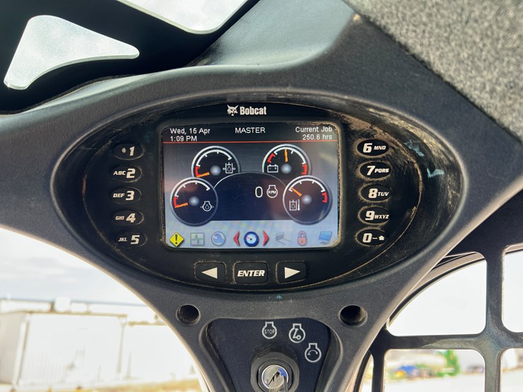 bobcat-t770-image-8