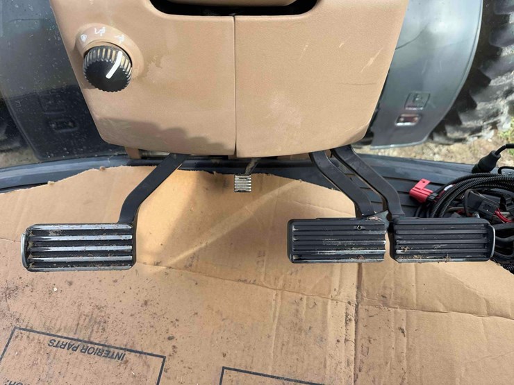 1995-john-deere-8100-image-29