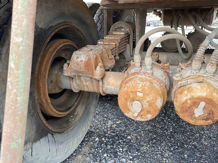 2011-jack-county-130-bbl-vacuum-trailer-image-6