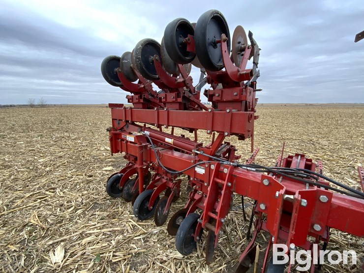 krause-4712df3-12r30-cultivator-image-20