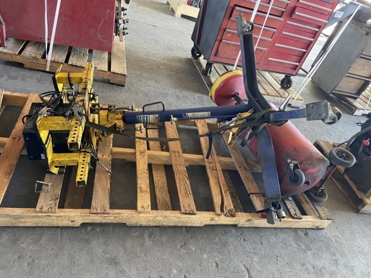 napa-hydraulic-transmission-jack-image-4