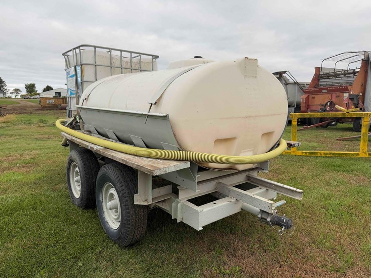 500-gal-tandem-nurse-trailer-image-4